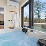 Charming Harmonia With Heated Pool And Indoor Jacuzzi Surrounded By Nature * Pićan