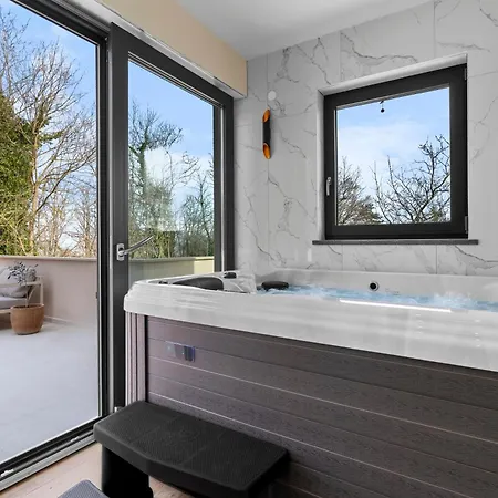 Charming Harmonia With Heated Pool And Indoor Jacuzzi Surrounded By Nature Villa Pican