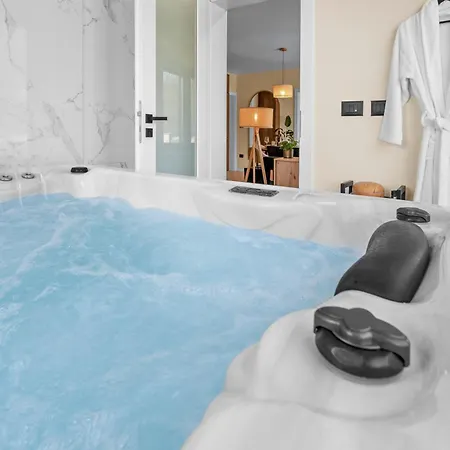 Charming Harmonia With Heated Pool And Indoor Jacuzzi Surrounded By Nature Villa