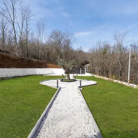 Charming Harmonia With Heated Pool And Indoor Jacuzzi Surrounded By Nature Villa Pican