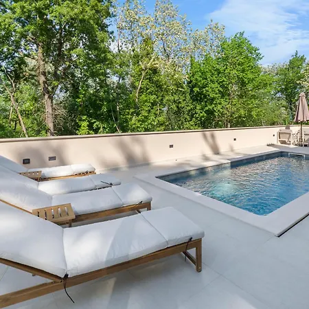 Charming Harmonia With Heated Pool And Indoor Jacuzzi Surrounded By Nature Vila *